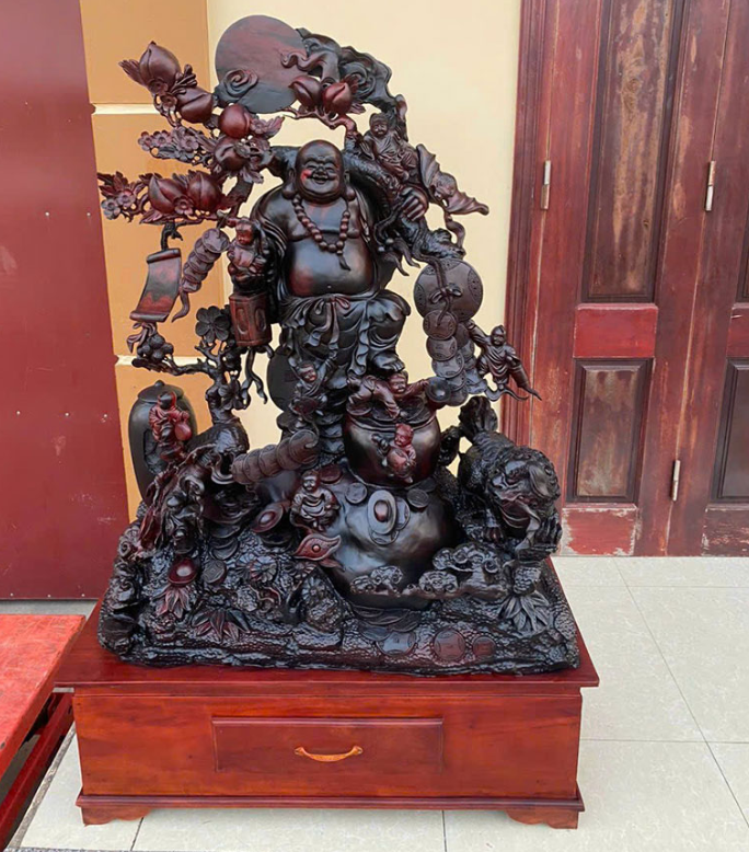 Tượng Phật Di Lặc Cửu Phúc gỗ Trắc 3.png